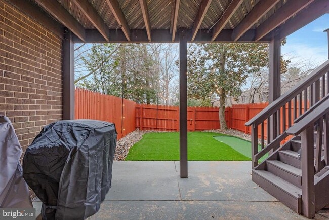 Building Photo - 4920 Herkimer St