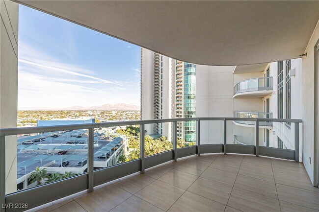 Building Photo - 222 Karen Ave