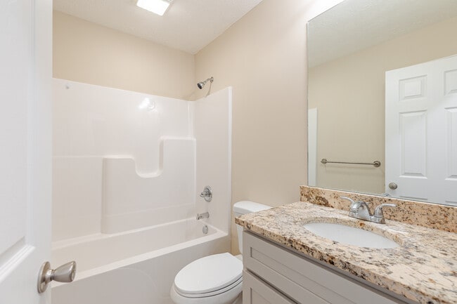 Building Photo - 305 Breckinridge Cir