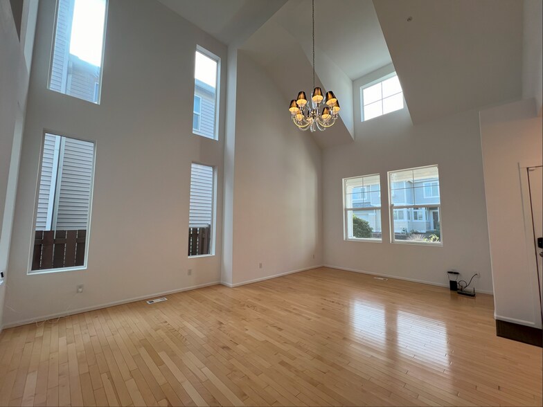 Building Photo - 4113 S 220th Pl