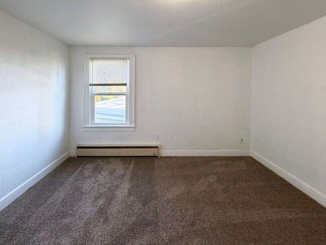 Building Photo - 3511 Willamette St