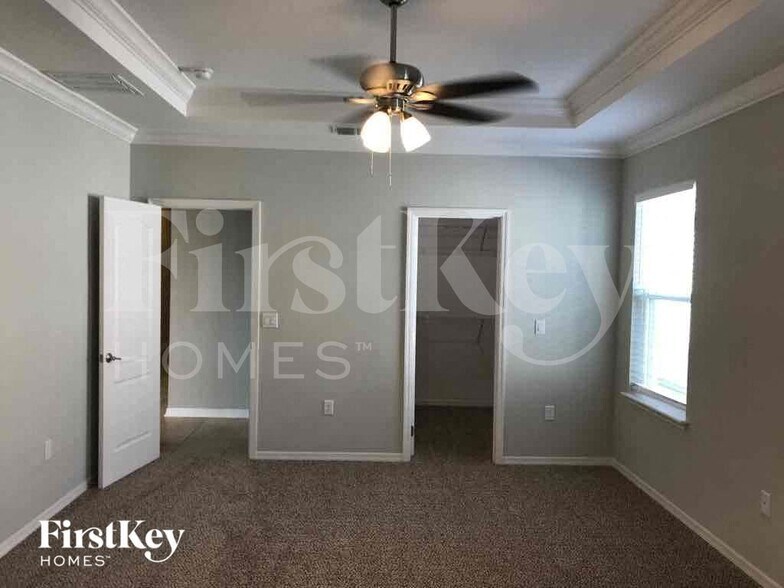 Building Photo - 1124 Berkley Ridge Ln