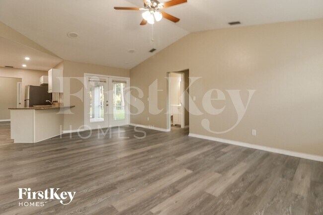 Building Photo - 2607 Thomas Ln