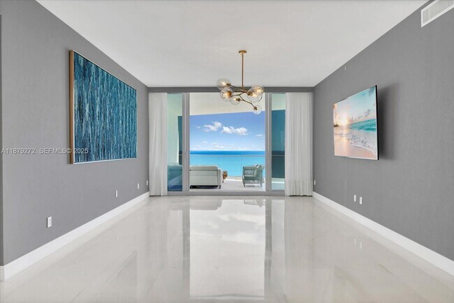 Building Photo - 16901 Collins Ave