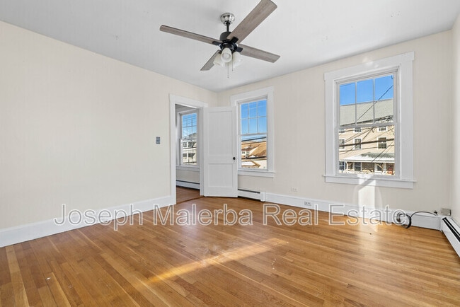 Building Photo - 95-97 Ashland St