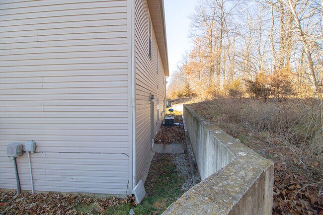 Building Photo - 1503 Greensboro Dr