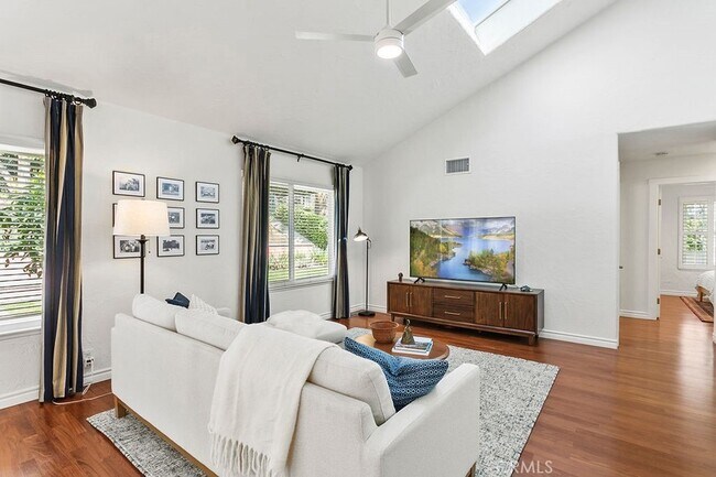 Building Photo - 27242 Cordero Ln