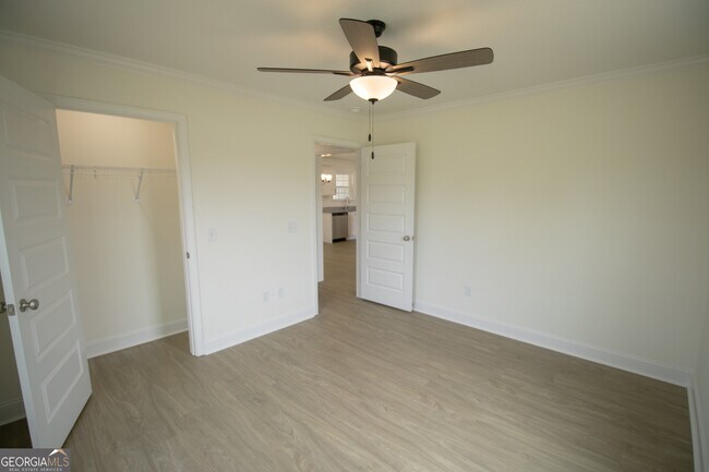 Building Photo - 101 Enclave Ct