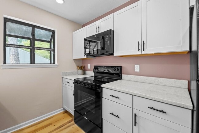 Building Photo - 3557 Sedona Loop