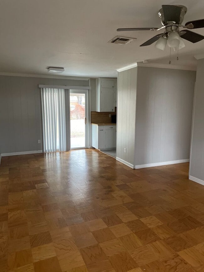 Building Photo - 3205 Bistineau Dr