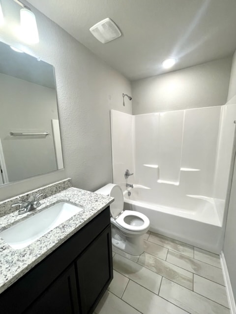 Building Photo - 3921 S Fork Ranch Rd