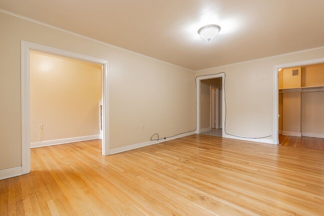Interior Photo - Roosevelt Apartments