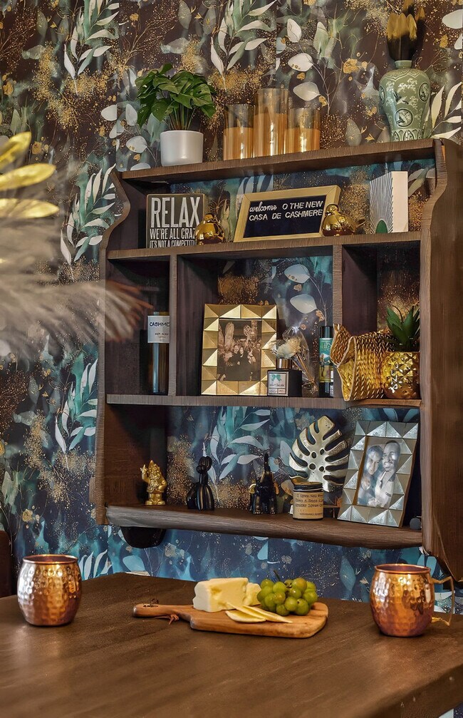 Building Photo - 5901 N Ola Ave