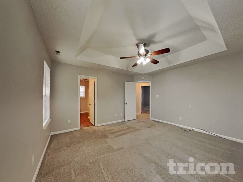 Building Photo - 10419 Battle Ct