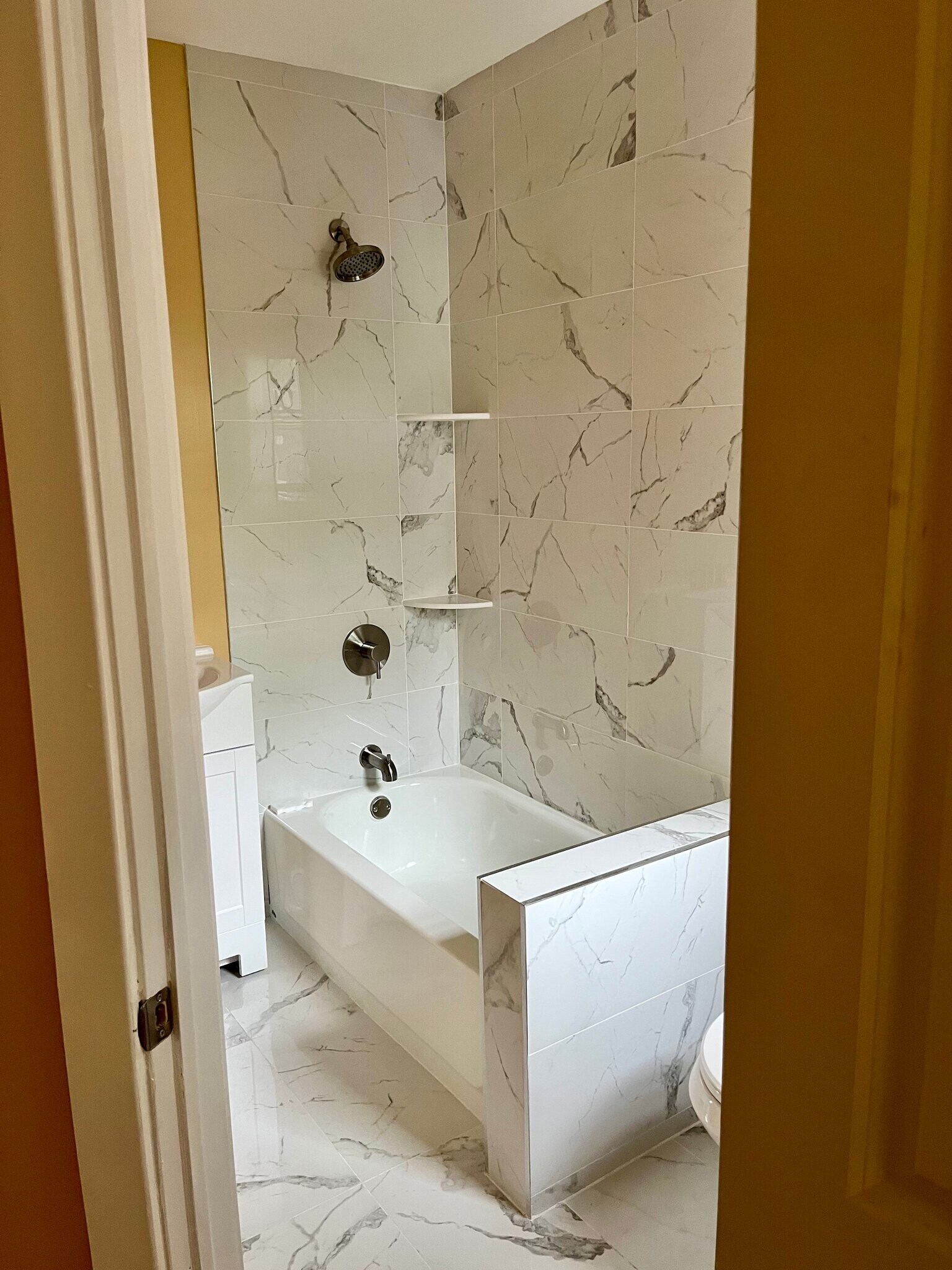 Building Photo - 4927 Wissahickon Ave