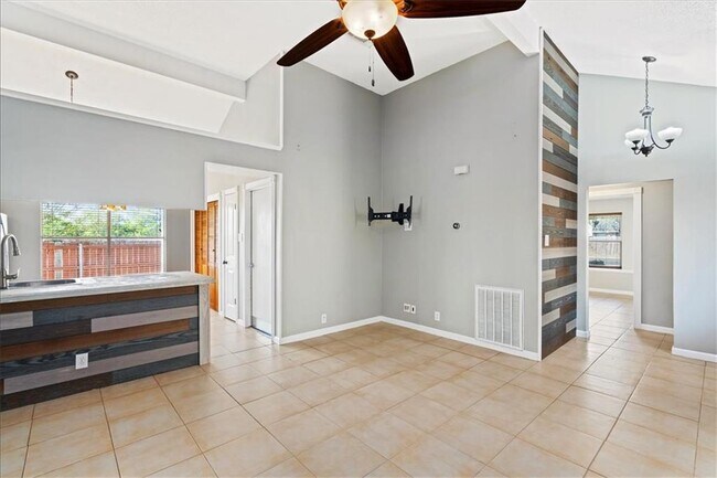 Building Photo - 1503 Mason Creek Blvd