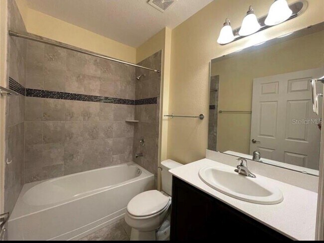 Building Photo - 3813 Carrick Bend Dr