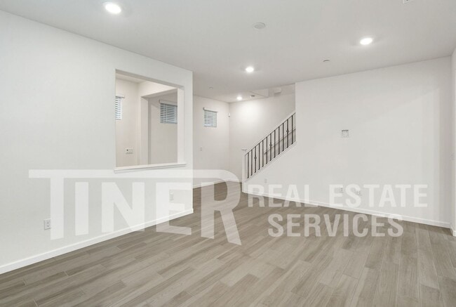 Building Photo - 1580 Parkside Way