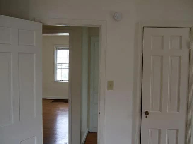 Building Photo - 1368 Doten Ave