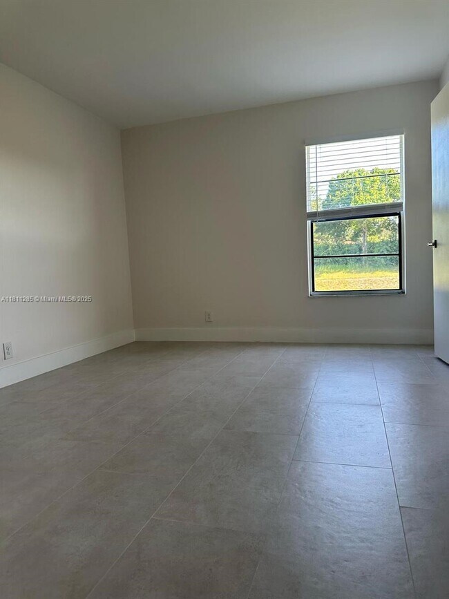 Building Photo - 9449 Boca Cove Cir