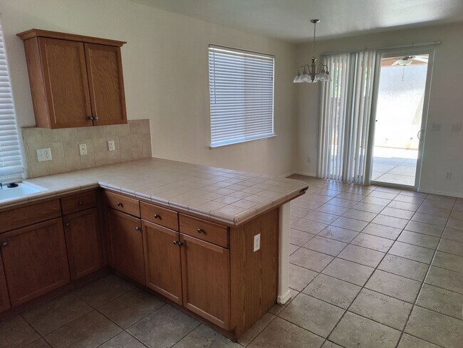 Building Photo - Great Location in Clovis !