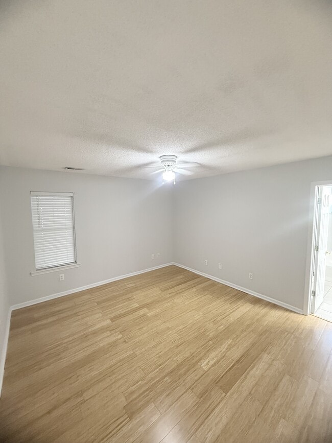 Building Photo - 1132 Lancelot Ln