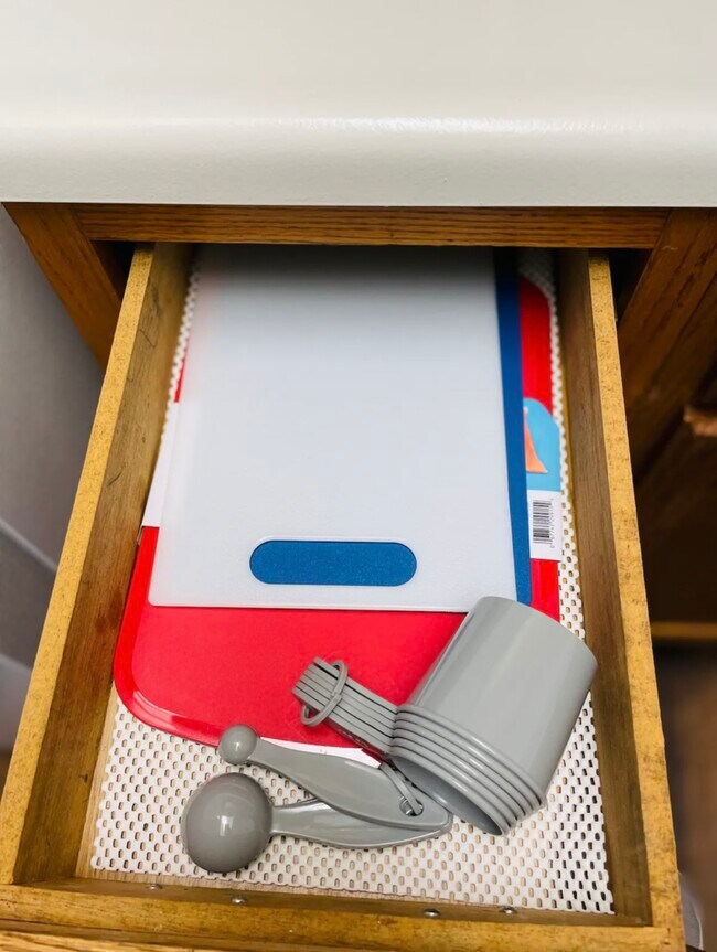 Building Photo - 336 Victor St