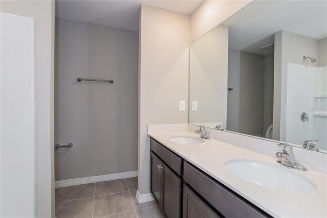 Building Photo - 1725 Canaan Lp