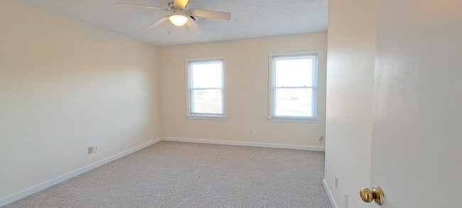 Building Photo - 2819 McLain St