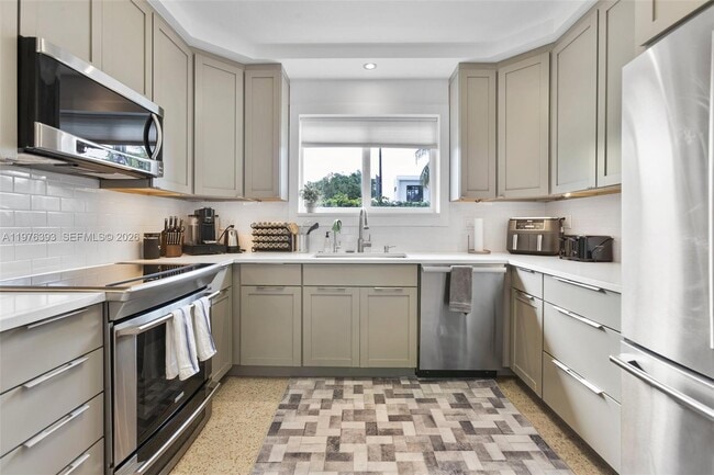 Building Photo - 8700 N Miami Ave