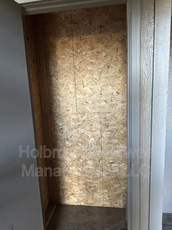 Building Photo - 4531 Boardwalk Dr