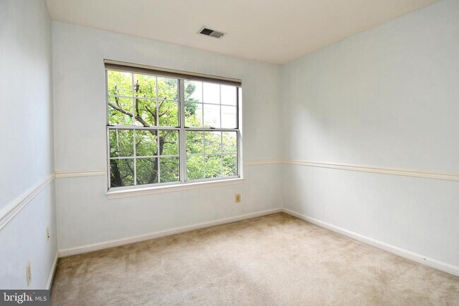 Building Photo - 16853 Capon Tree Ln
