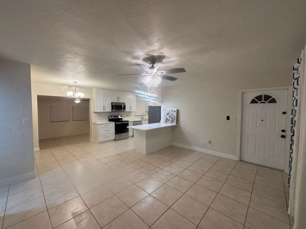 Building Photo - 21882 Haines Ave