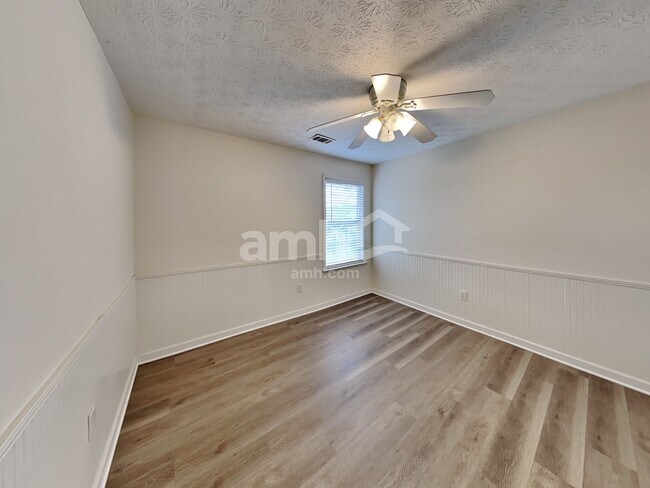 Building Photo - 1752 Chanson Pl NE