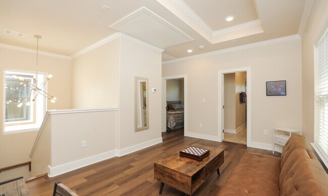 Building Photo - 3535 Mt Pleasant St