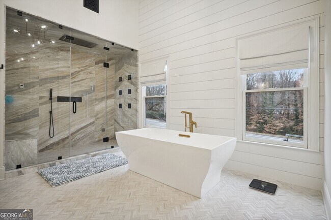 Building Photo - 1930 Northside Dr NW