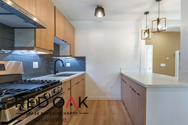 Building Photo - 267 Barthe Dr