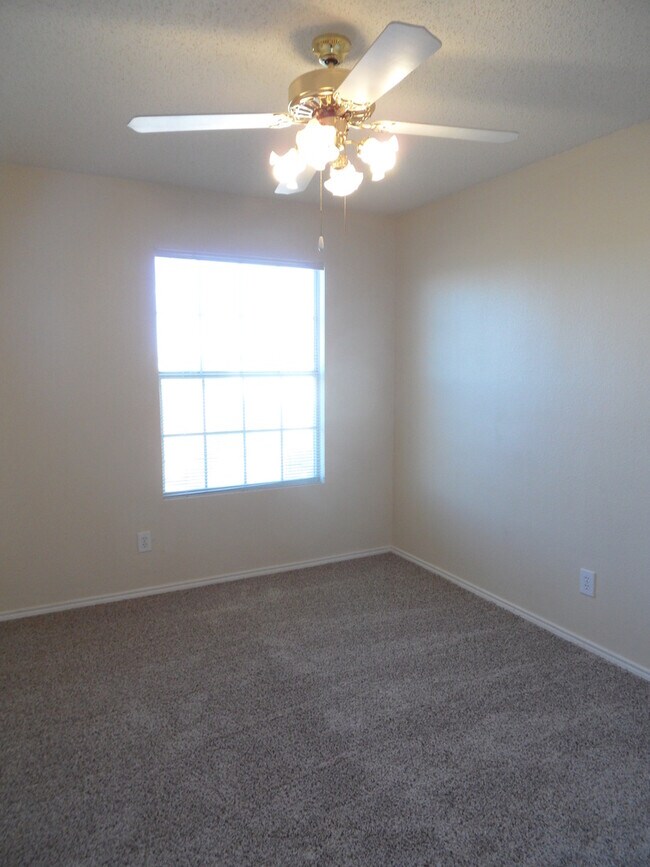 Building Photo - 3412 Derby Ct
