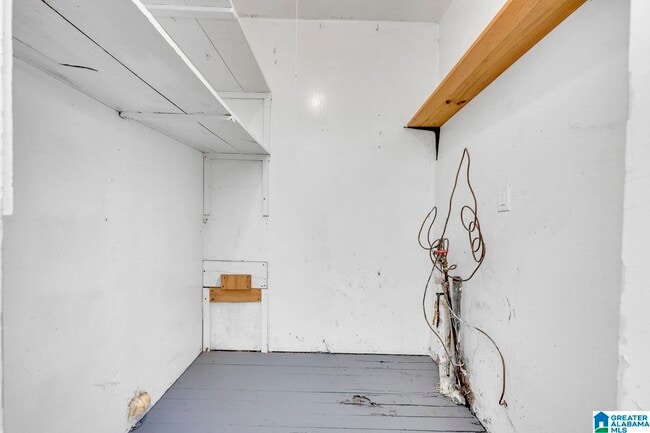Building Photo - 104 Hardy Rd