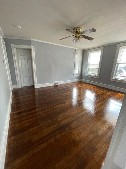 Living room - 38 6th St