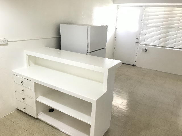 Building Photo - To register for the showing time below, note the 4 digit code: 4051 and click "APPLY NOW."(mobile...