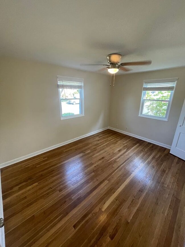 Building Photo - Newly Renovated 3 Bedroom in Silver Spring