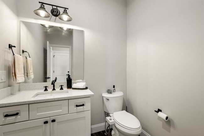 Building Photo - 41 Peach Orchard Rd