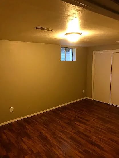 Building Photo - 184 Poppy St