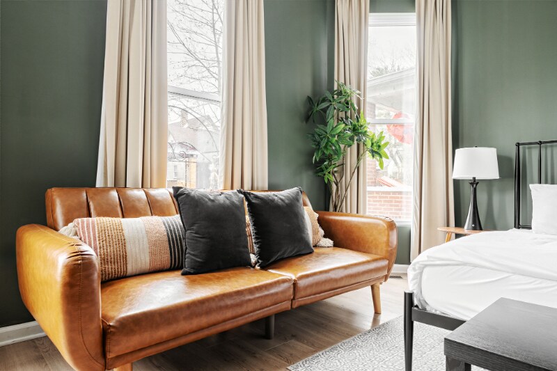 Building Photo - 1734 S Talbott St