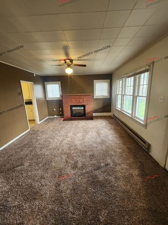 Building Photo - STATUS: AVAILABLE  | R209A | $1795