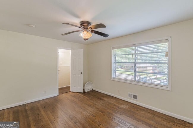 Building Photo - 2416 Timber Ridge Ct