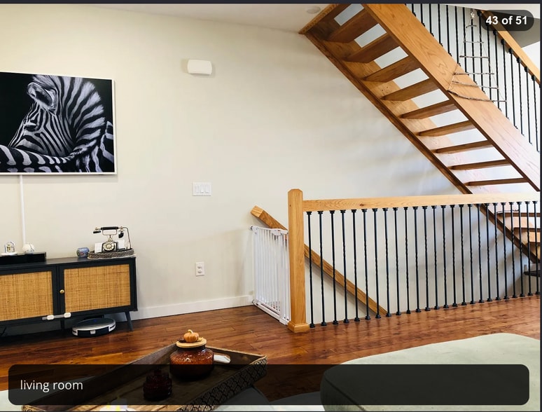 Entrance to condo - 2015 S Hutchinson St