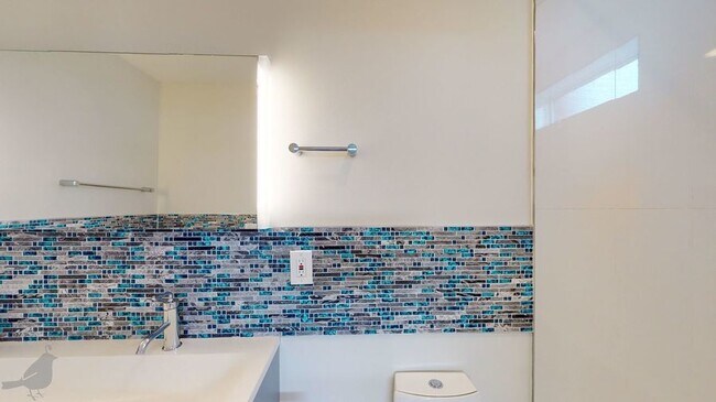 Building Photo - 1103 9th St NE