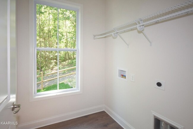 Building Photo - 8135 Vassar Ln